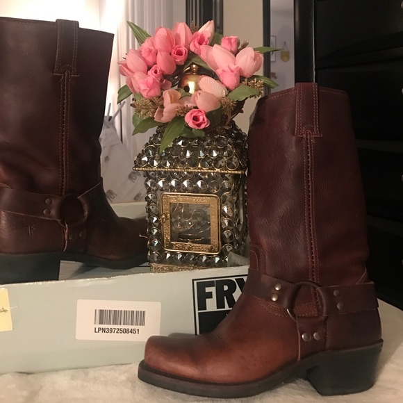 FRYE BOOTS - Picture 1 of 4